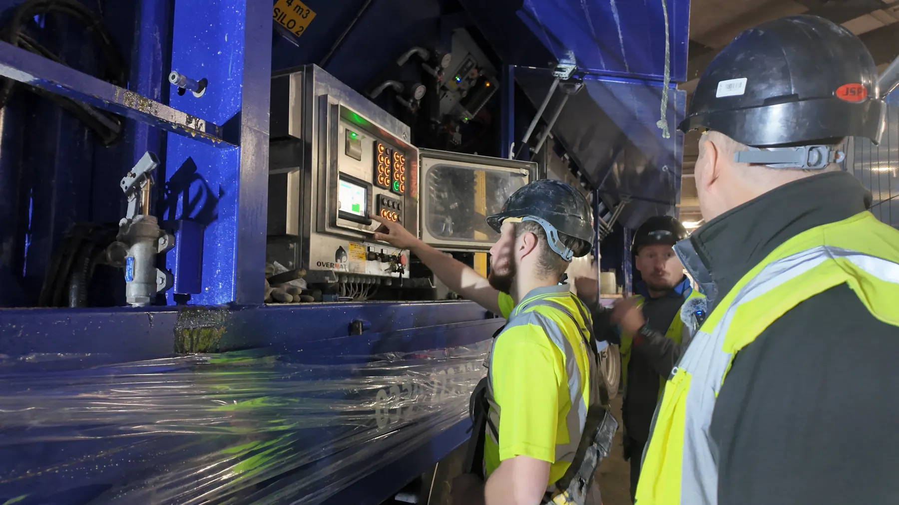 CSC technicians at the Maverick's digital batching controls